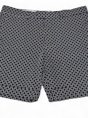 H&M Men's Navy and White Geometric Print Cotton Shorts - Size US 38R